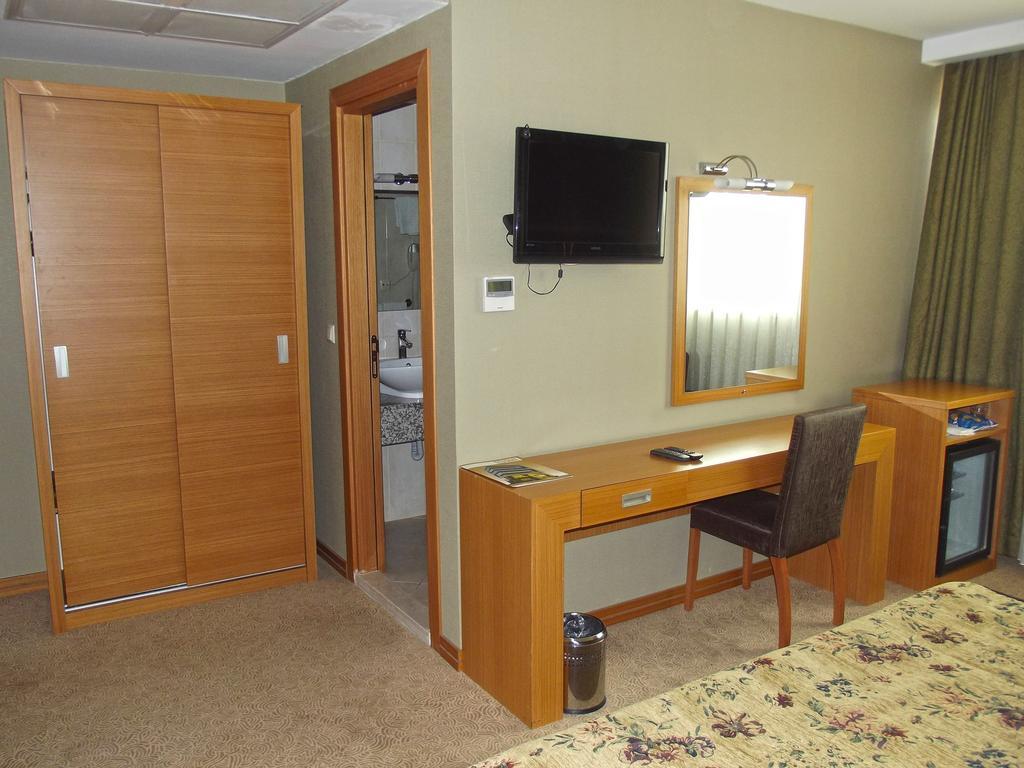 Pinar Elite Hotel Adana Værelse billede