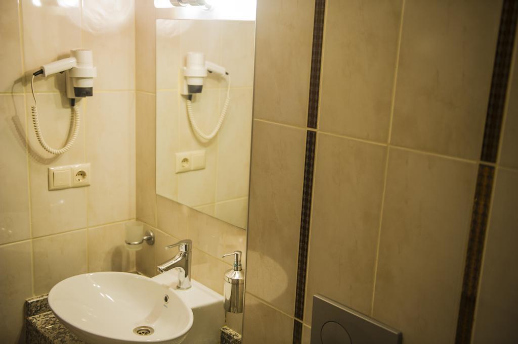 Pinar Elite Hotel Adana Værelse billede