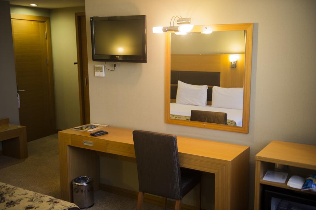 Pinar Elite Hotel Adana Værelse billede