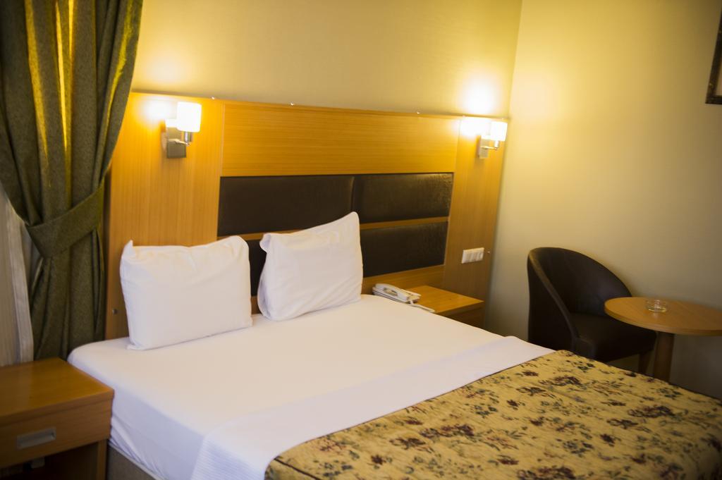 Pinar Elite Hotel Adana Værelse billede
