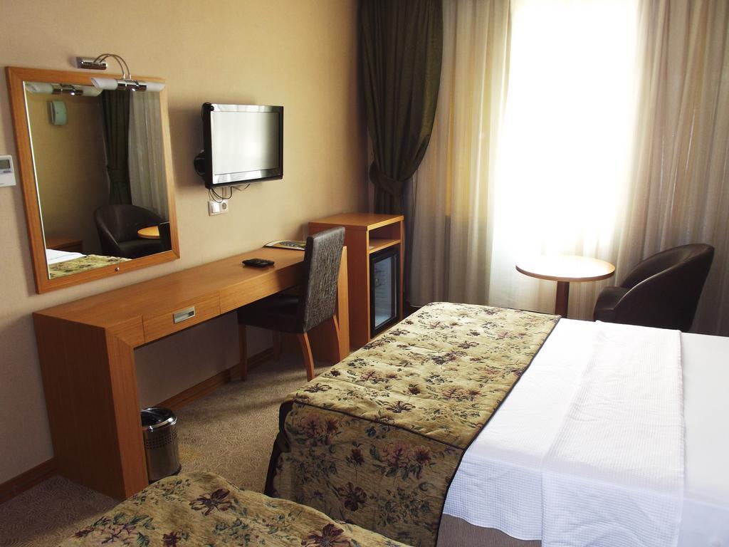 Pinar Elite Hotel Adana Værelse billede