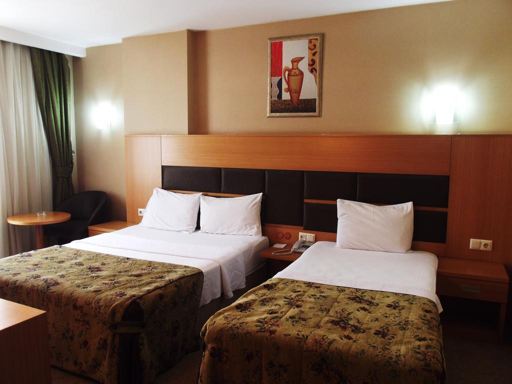 Pinar Elite Hotel Adana Værelse billede