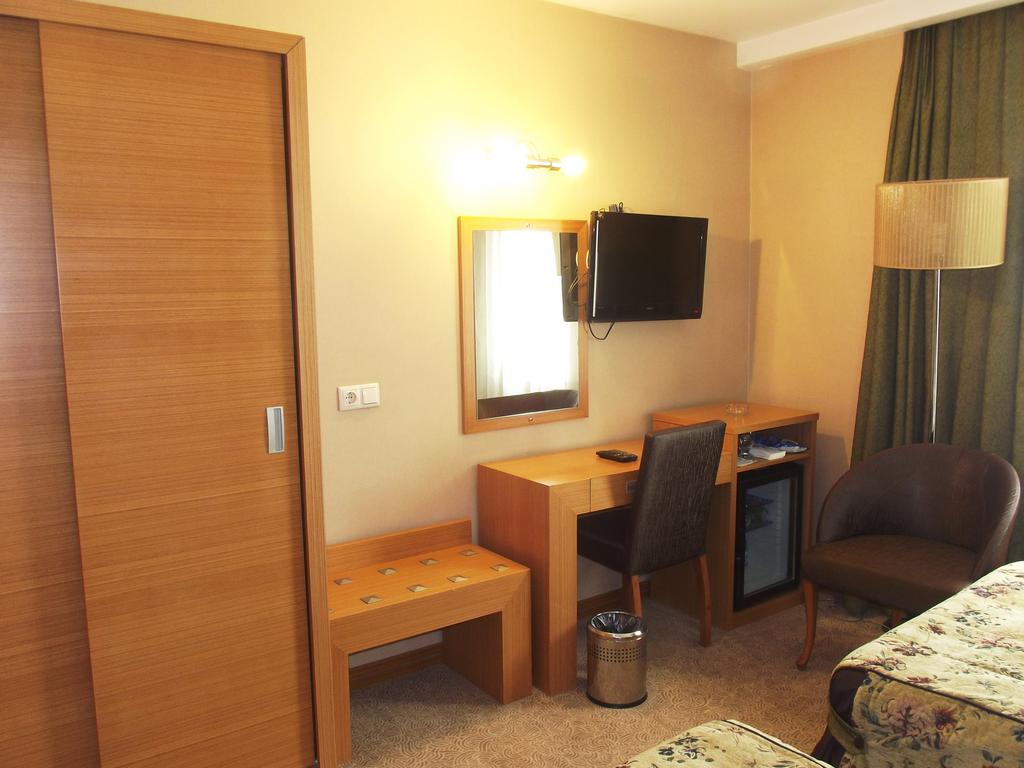 Pinar Elite Hotel Adana Værelse billede