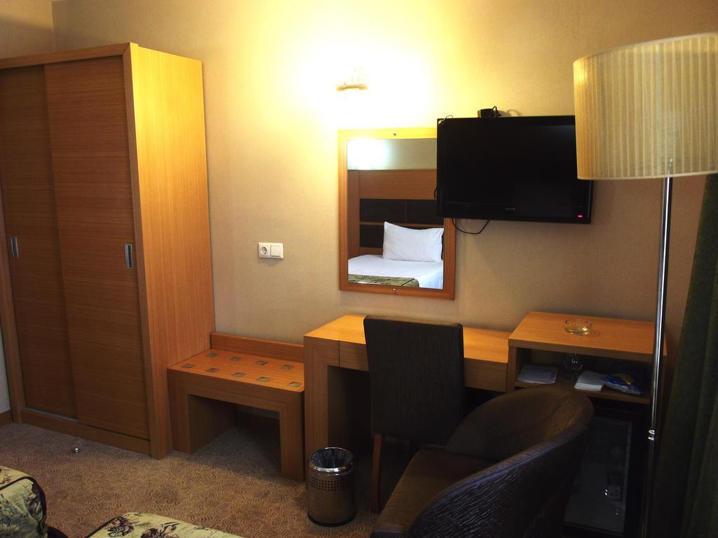 Pinar Elite Hotel Adana Værelse billede